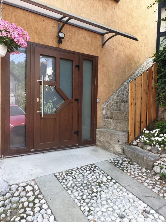 Apartma Na Klancu Kobarid Extérieur photo